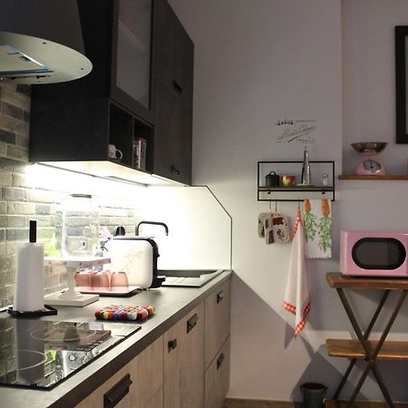 Industrial Chic House - Private Parking Hotel Orvieto Luaran gambar