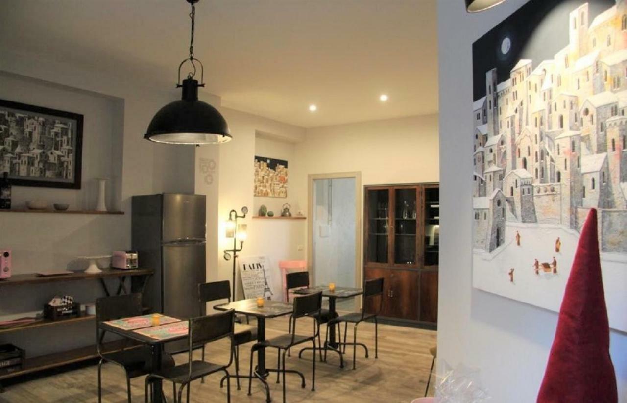 Industrial Chic House - Private Parking Hotel Orvieto Luaran gambar